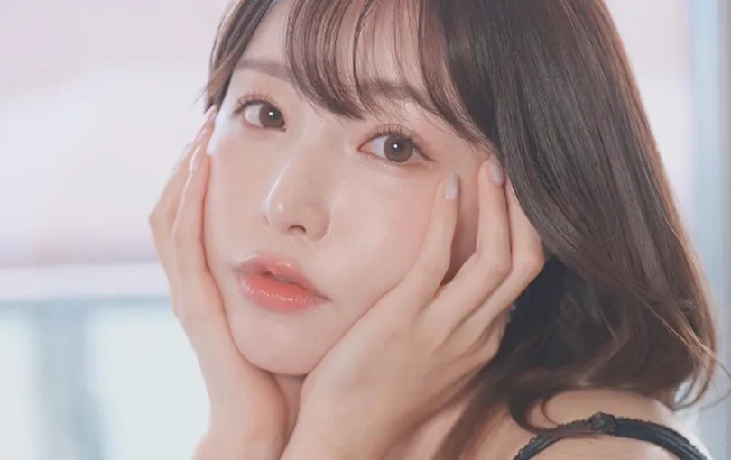 Amatsuka Moe (โมเอะ อามัตสึกะ) - เปิดวาร์ป AV